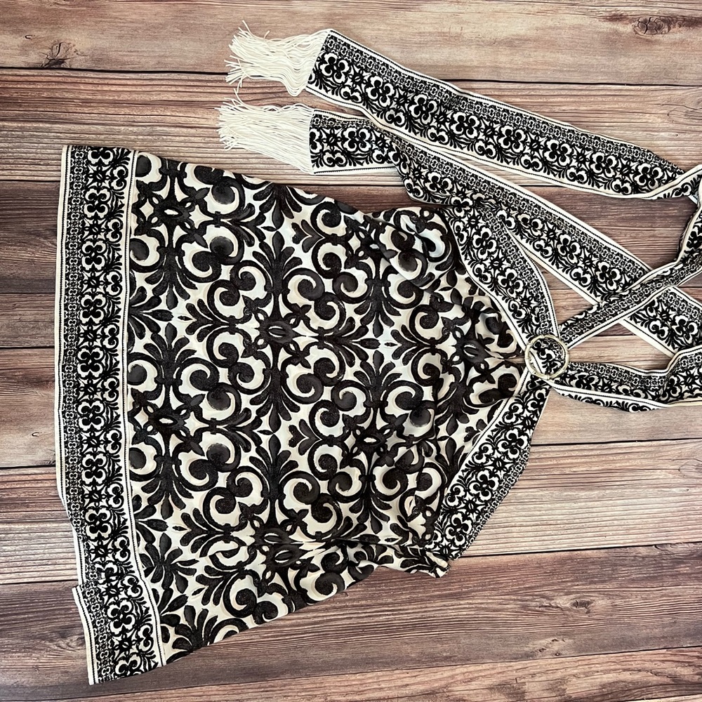 WHBM ADORABLE Halter top w/sash tassel neck tie